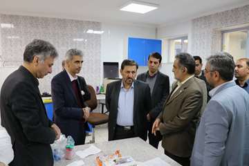 بازدید استاندار از آزمایشگاه مرجع سلامت دانشگاه 98.11.12 